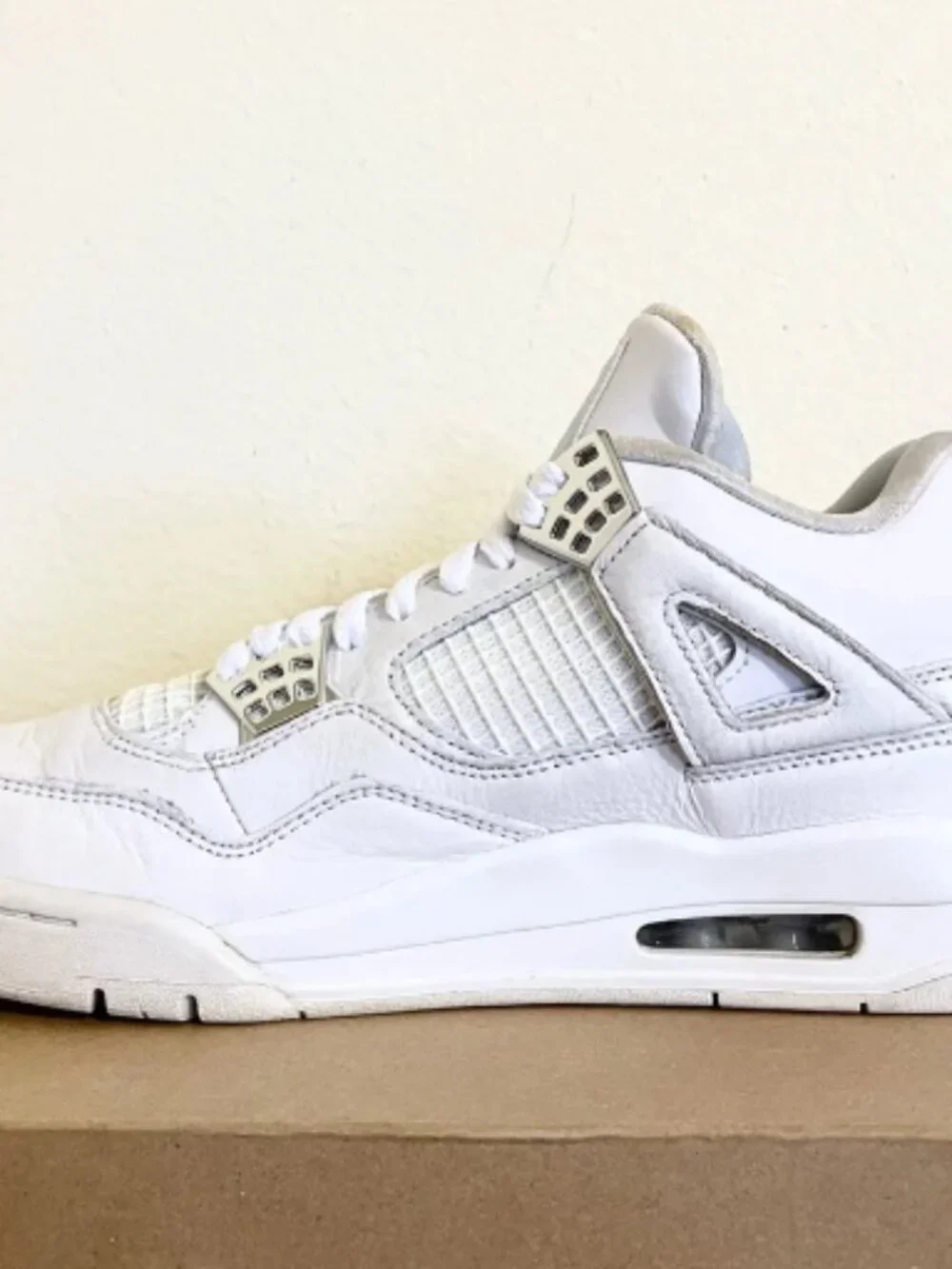 Jordan 4 Retro Pure Money